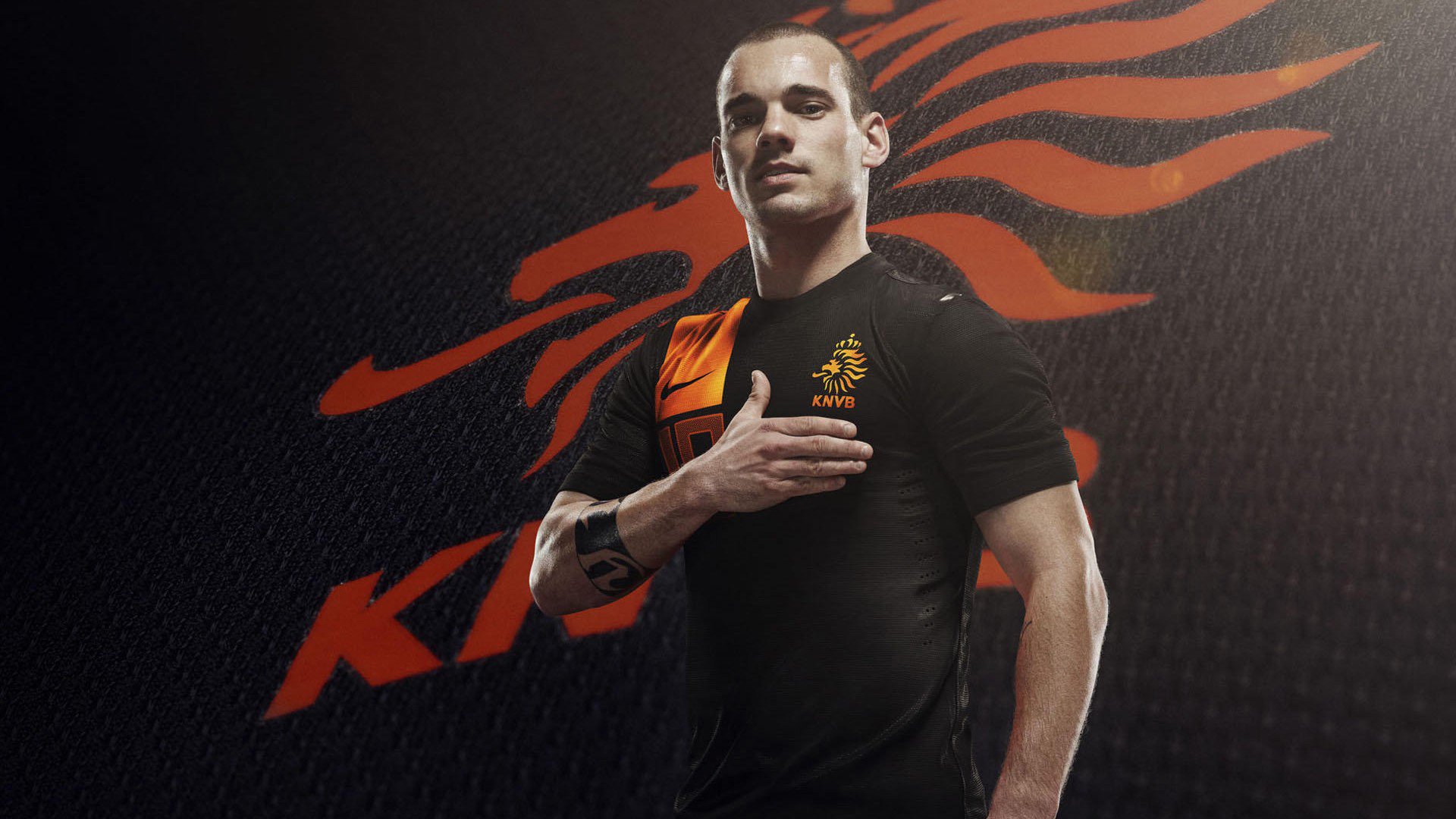 中国足球职业联赛优化球队临场指挥沟通工具，足球队伍比赛